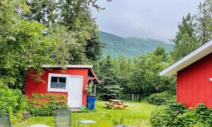 Valdez House | Klutina Cottage