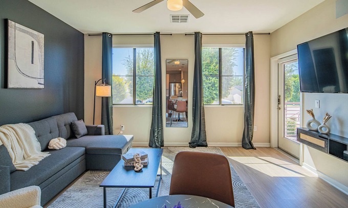 Orange Heights Apartment | KLVG - Alta North Central