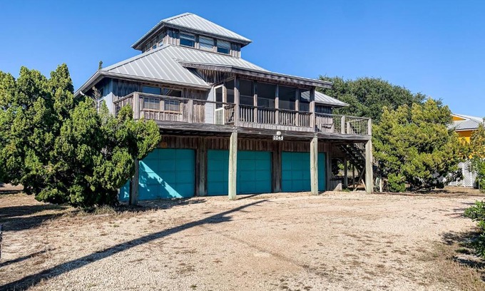 St. George Island House | Knot Too Shabby