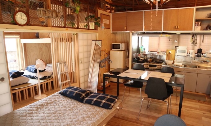 Komae House | Komae Art House-Whole house near station