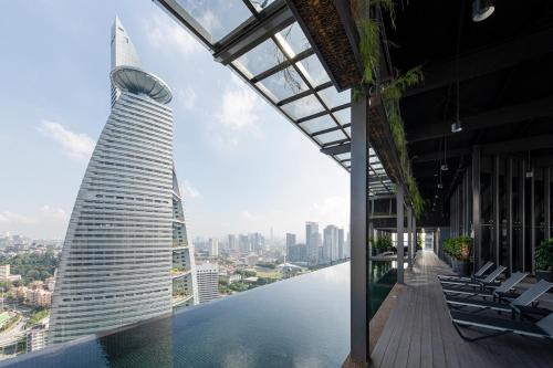 Kampung Kerinchi Hotel | Komune Living