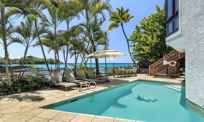 Kailua-Kona House | Kona's Shangri La: Private Oceanfront Home w/Pool, Spa & Elevator