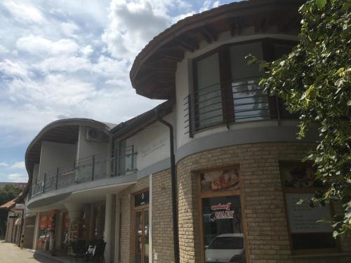 Dunajska Streda House | Kondé Apartments D