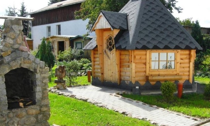 Friedrichsbrunn Bed & Breakfast | Konditorei, Café und Pension Günther&fricke GbR - Doppelzimmer, Dusche, WC, Standard