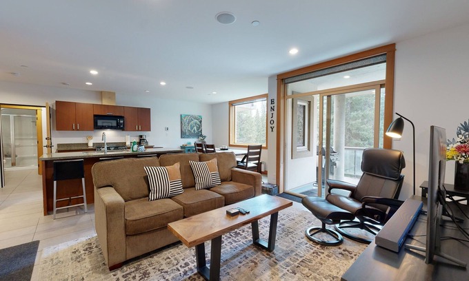 Sun Peaks Condo | Kookaburra #304 Ski-in/Ski-out Private Hot Tub