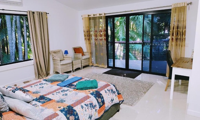 North Tamborine House | Kookaburra Homestay Retreat - Private Room