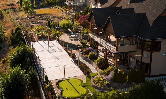 Balfour House | Kootenay Wild