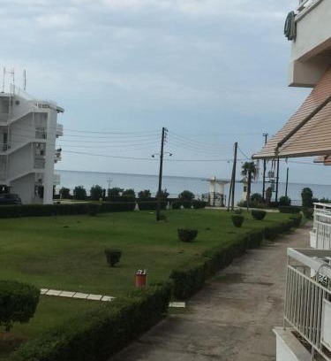 Nea Propontida Apartment | KORALI APPARTMENT BY THE SEA