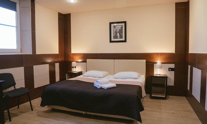 Chubynske Hotel | Korona Hotel