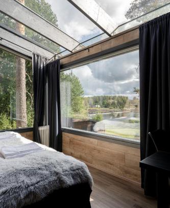 Kuusa Apartment | Koskisviitti 4 - Private High Quality Suite with Lake Views