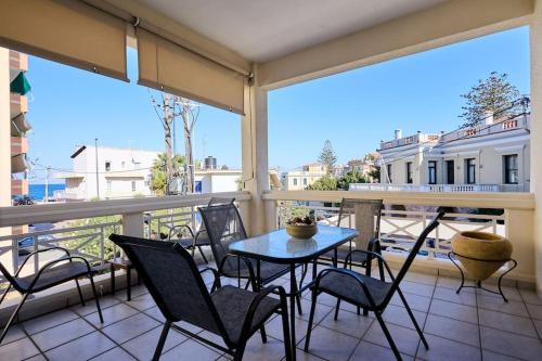 Chios House | Kostas' House on the Port