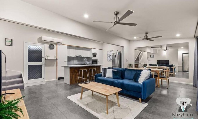 Spring Hill House | KozyGuru | Spring Hill | 2 Bed 2.5 Bath