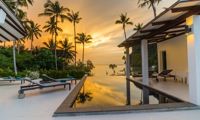 Krabi Villa | Krabi Beach Front Villa near AoNang