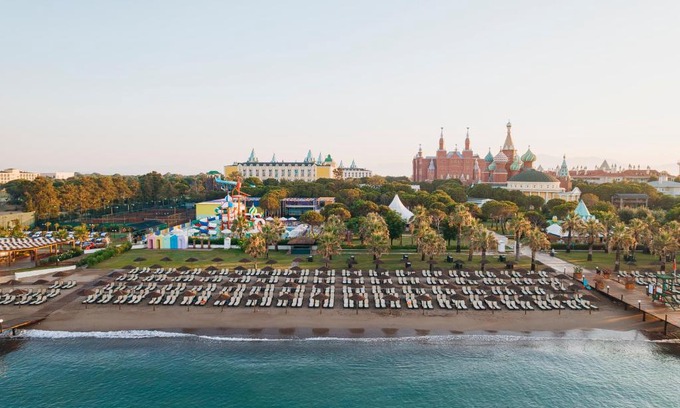 Lara Resort | Kremlin Palace