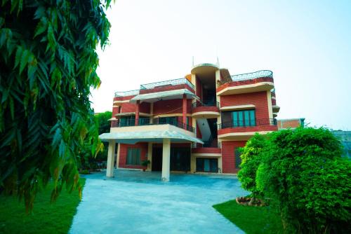 Varanasi House | Krimson Bricks Homestay