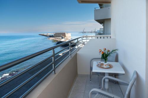 Heraklion Hotel | Kronos Hotel