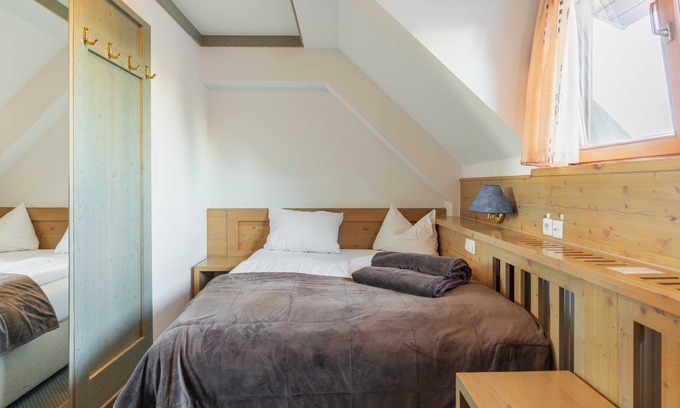 Ambroz pod Krvavcem House | Krvavec Double room with balcony 1