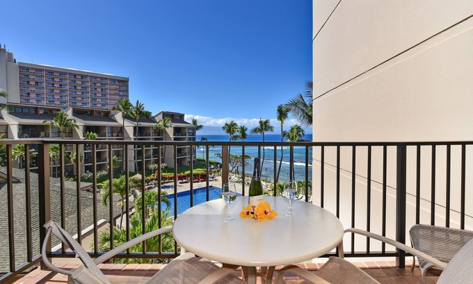 Honokowai Condo | KS 403 Spacious 2BD Kaanapali Condo AC OceanFront Pool Hot Tub
