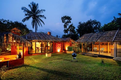 Maraiyur House | Kudisai Marayoor - Munnar