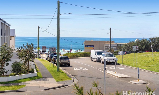 Merewether Apartment | Kui Seaside Escape - Oceanview Apartment