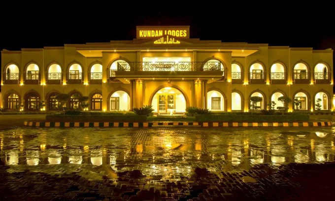 Shikarpur Hotel | Kundan Lodges Shikarpur