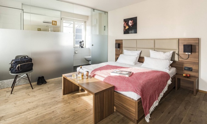 Loerrach Hotel | Kunst-Hotel Drei König am Marktplatz Stadt Lörrach