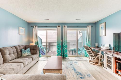 Kure Beach Apartment | Kure Beach Condo with Panoramic Ocean Views!