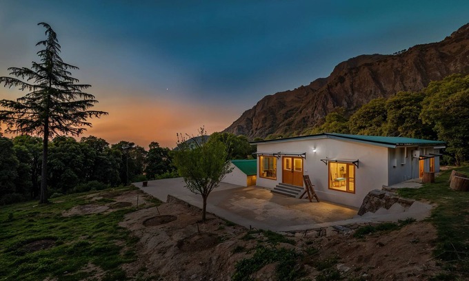Bullawala Cottage | Kuriyana Stay 2BR A Secluded Heaven by Homeyhuts