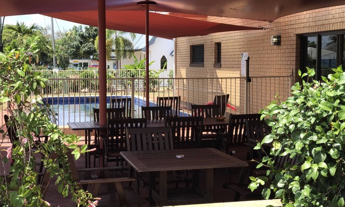 Kurrimine Beach Hotel | Kurrmine Beach Motel