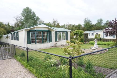 Groede Ski Chalet | Kustverhuur, Groede, Paarlhof 29