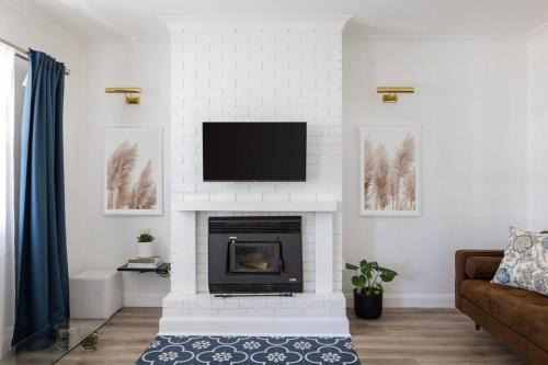 Central Mudgee House | Kuzman Cottage in the Heart of Mudgee
