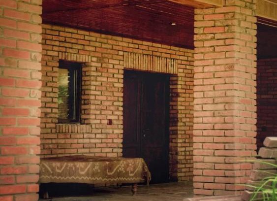 Vedzebi House | kviparosi