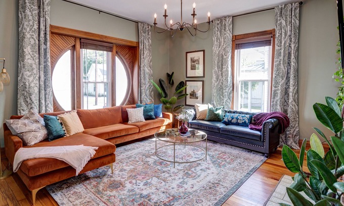 Shelbyville Cottage | KY Bourbon Trail Home, King Bed, FirePit, Near Louisville