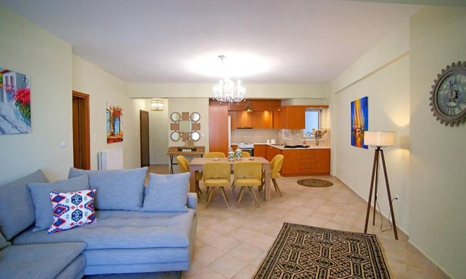 Kiparissia Apartment | KYPARISSIA LUXURY HOME
