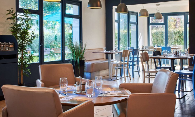 Brie-Comte-Robert Hotel | Kyriad Brie Comte Robert
