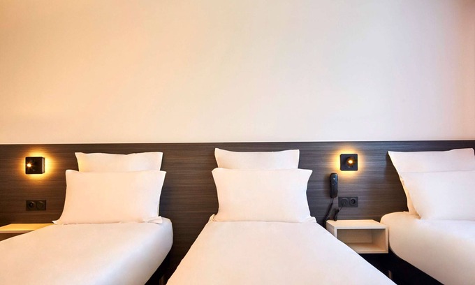 Combs-la-Ville Hotel | Kyriad Combs-la-ville - Senart