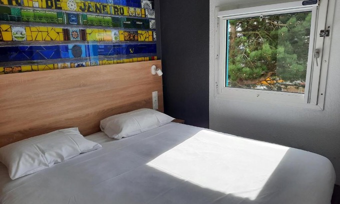 Saint-Contest Hotel | Kyriad Direct Caen Nord Memorial