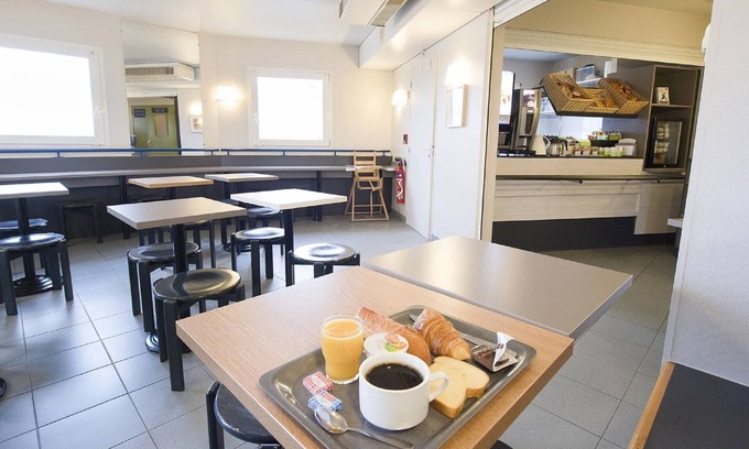 Gerzat Hotel | Kyriad Direct Clermont Ferrand Nord - Gerzat