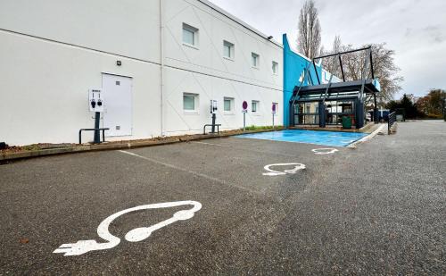 Yzeure Hotel | Kyriad Direct Moulins Sud - Yzeure