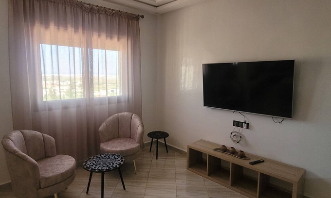 Tetouan Apartment | Lägenheten är Nära Alla Attraktioner i Tetouan, ca 9 km Till Stranden mm