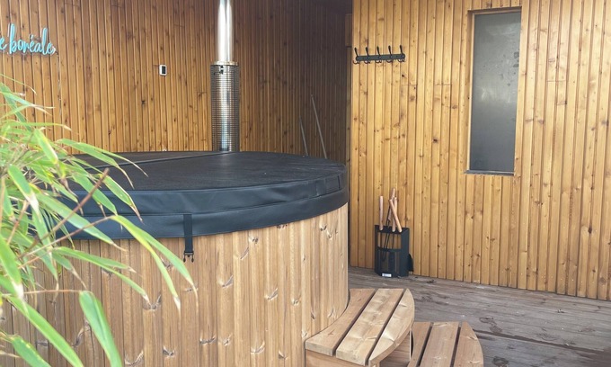 Lamotte-Beuvron Ski Chalet | L'échappée Boréale, a pleasant chalet with a Nordic spa