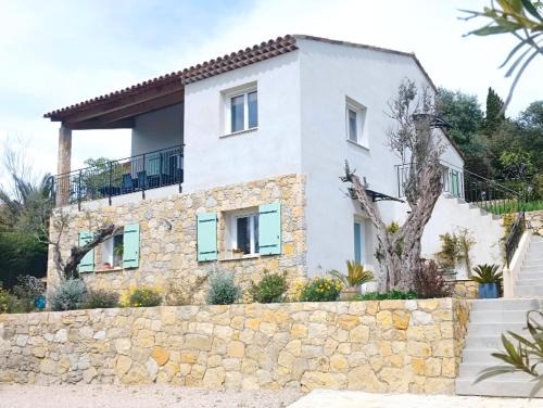 Fayence House | L'Aloha Gîte de charme au cœur de Fayence avec Vue Panoramique