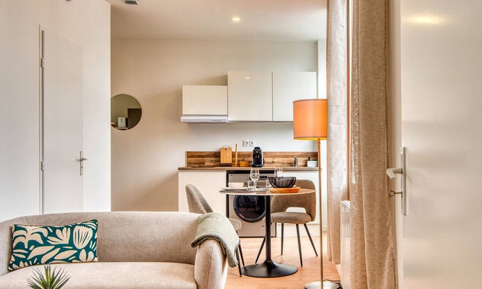 5th Arrondissement Apartment | L'Amandier - Superbe appart au coeur de Lyon 5