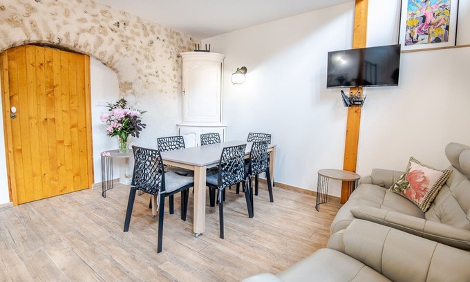 Amboise House | L'Ancien pressoir - Maison Troglodyte