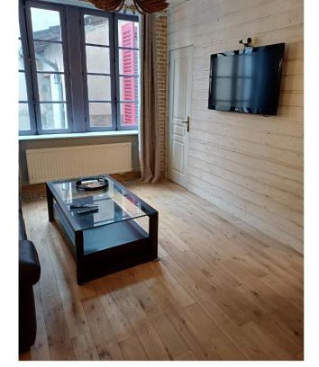 Moulins Apartment | L'appart de la Rivière