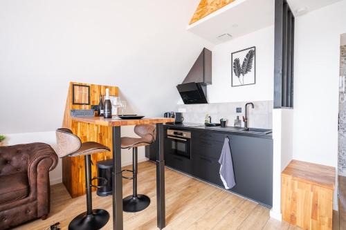 Sainte-Gemmes-sur-Loire Apartment | l'appart Gemmois , climatisé et moderne avec balnéo