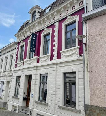 Lessines Hotel | L'ARTiste