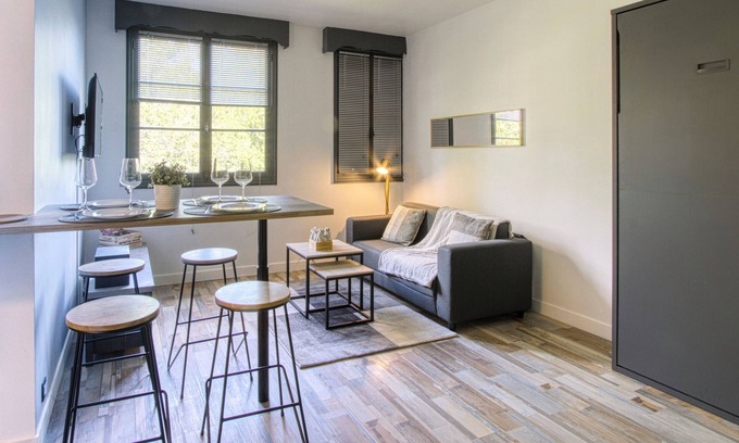 Fontainebleau Apartment | L'atelier de Barbizon