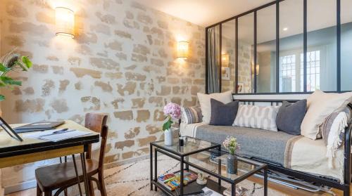Quartier Saint-Ambroise Apartment | L'Atelier Dupont