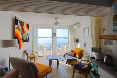 Bouzigues Apartment | L'Avocette